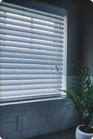 Roleta Blackout w sypialni