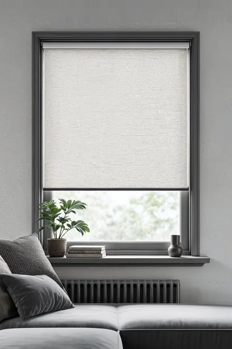 Roleta materiałowa w pokoju